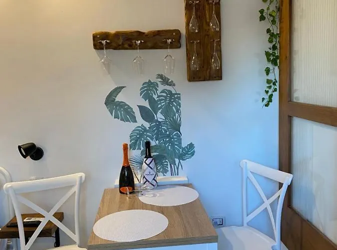 Nocleg ze śniadaniem La Casetta Al Poetto